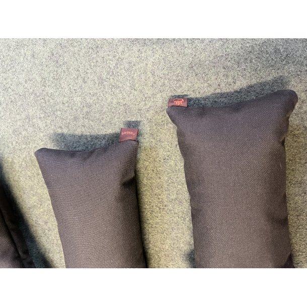 Firedog 3 delt dummy med skind i strk kanvas 