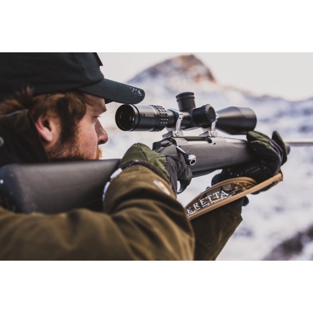 Tikka T3X Lite Pakke med dmper og Steiner kikkert