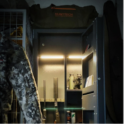 Hunttech LUE lampe til vbenskab 