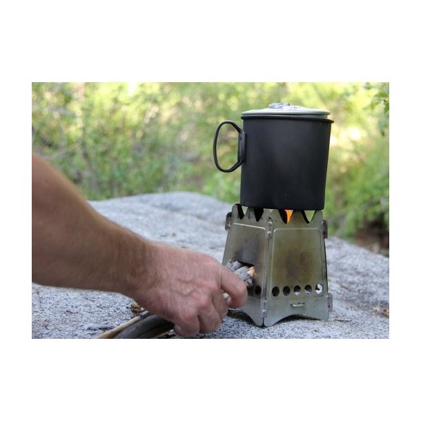 Emberlit Fire Ant stove
